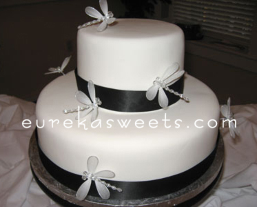 Wedding cakes with dragonflies